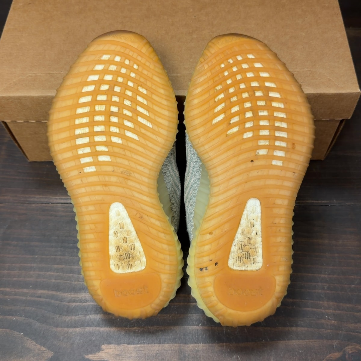 adidas Yeezy Boost 350 V2 Citrin (Non-Reflective) Size 4 (Pre-Owned) - Image 6