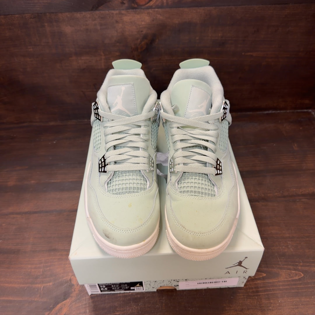 Jordan 4 Retro Seafoam Sail (Women's) - Image 3