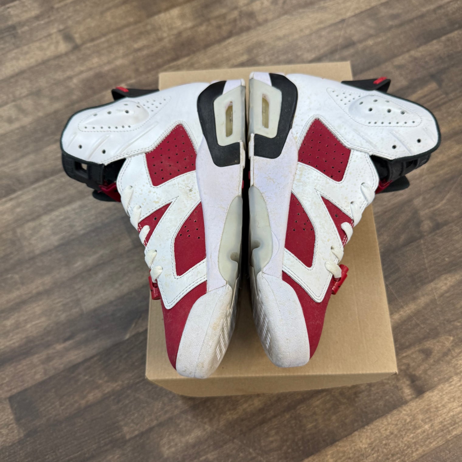 Carmine Jordan 6 Retro (Used, No Box)