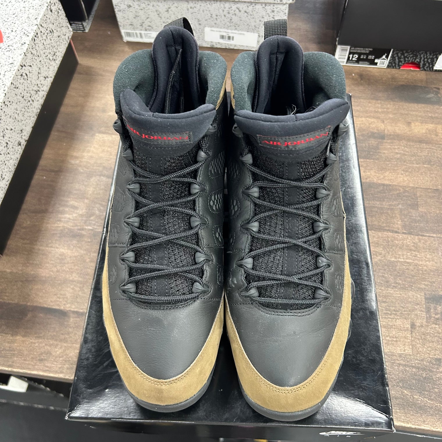 Olive Jordan 9 Retro (2024) (USED)