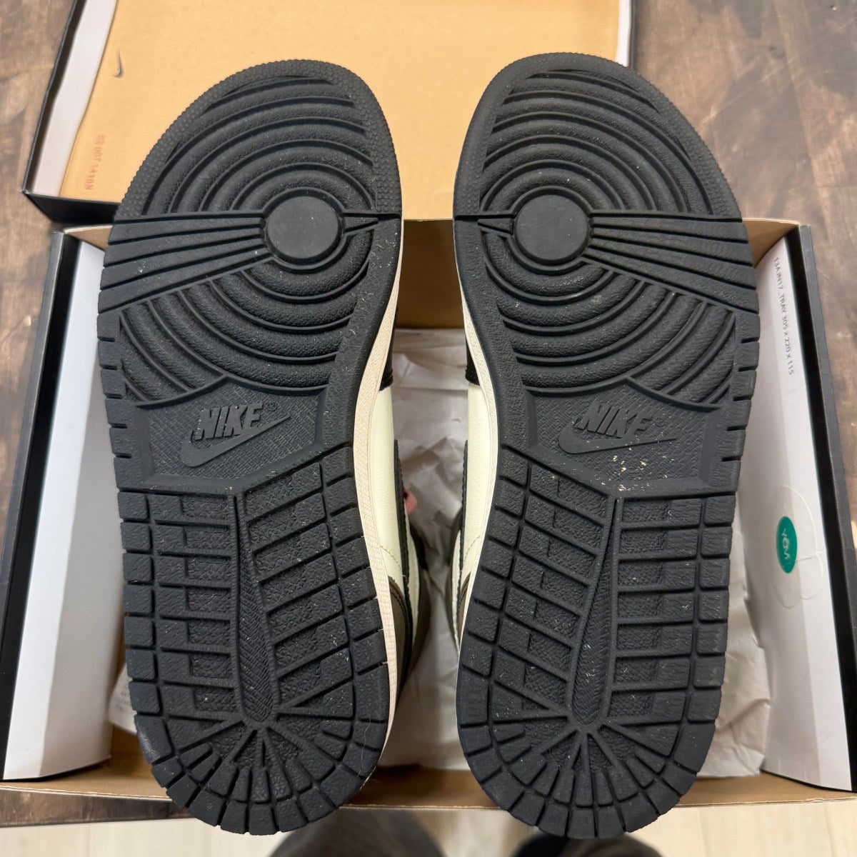 Jordan 1 Retro High Dark Mocha - Image 5