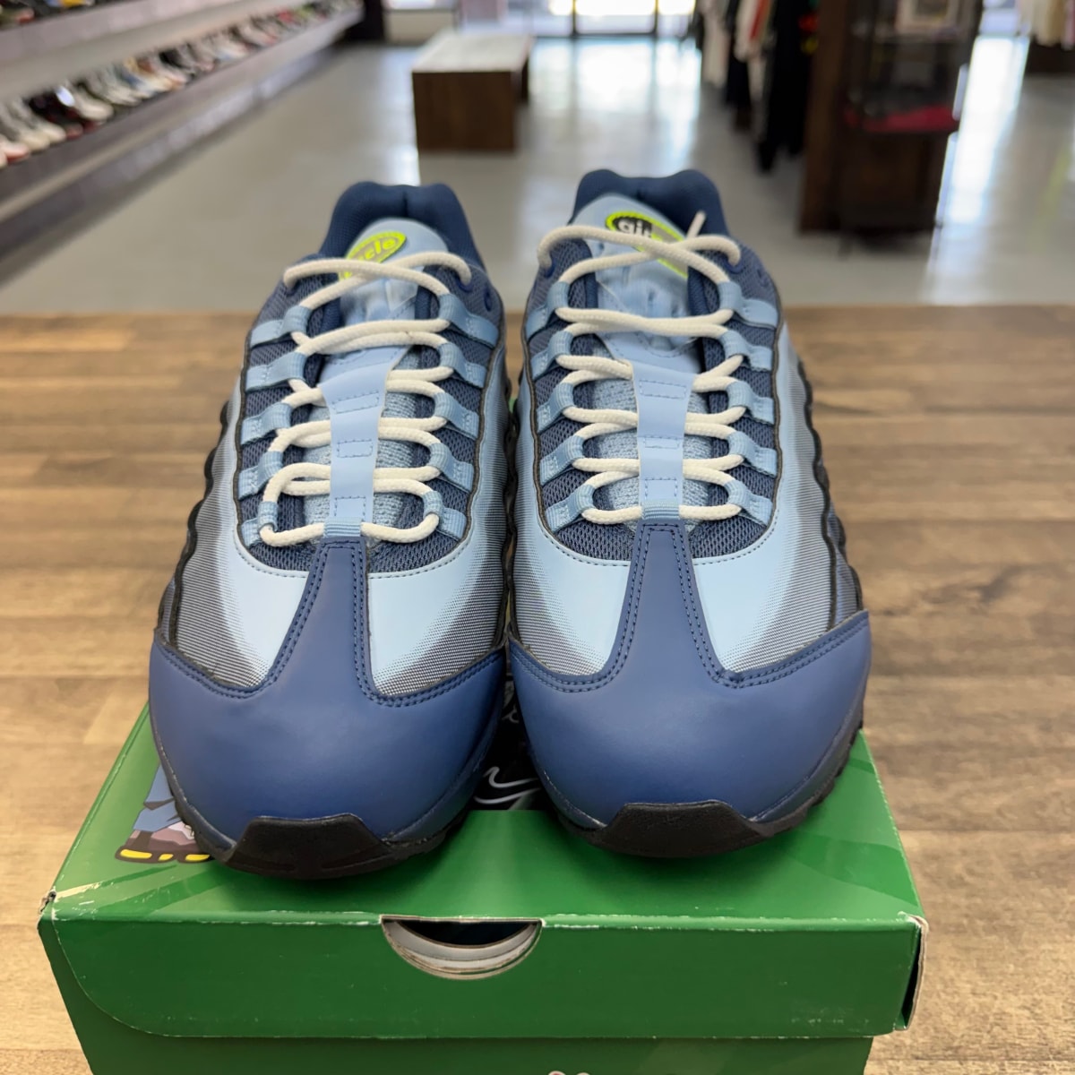 Nike Air Max Muscle 95 Yu-Gi-Oh! Joey (without Promo Card) Size 10.5 (Pre-Owned) - Image 3