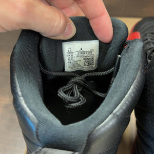 Jordan 12 Retro Flu Game (2025) Size 9.5 (Pre-Owned) - aux