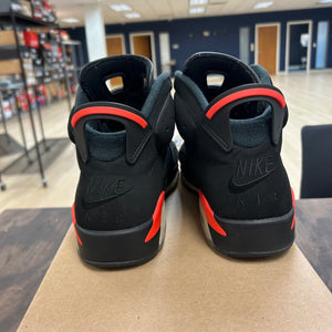 Jordan 6 Retro Black Infrared (2019) Size 9.5 (Pre-Owned) - Image 4