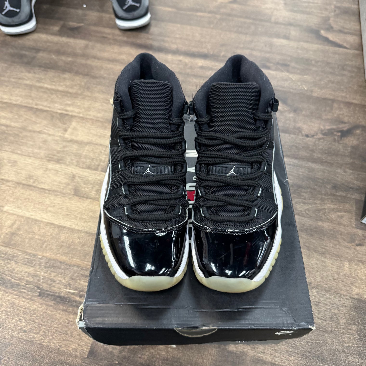Jubilee Jordan 11 Retro (GS) (USED)
