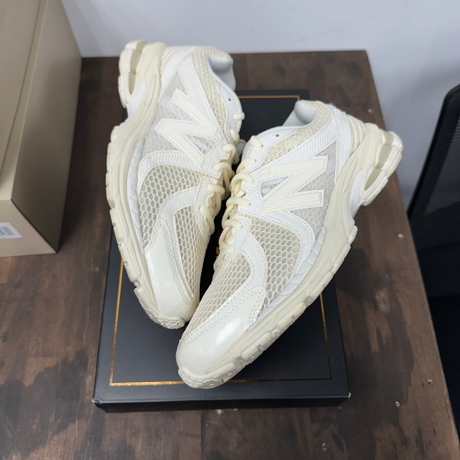 Aime Leon Dore White New Balance 860v2 (USED)