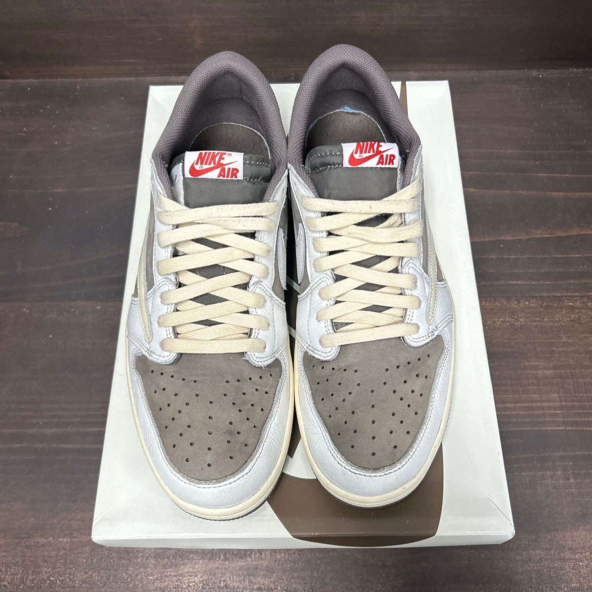 Jordan 1 Retro Low OG SP Travis Scott Reverse Mocha - Image 3