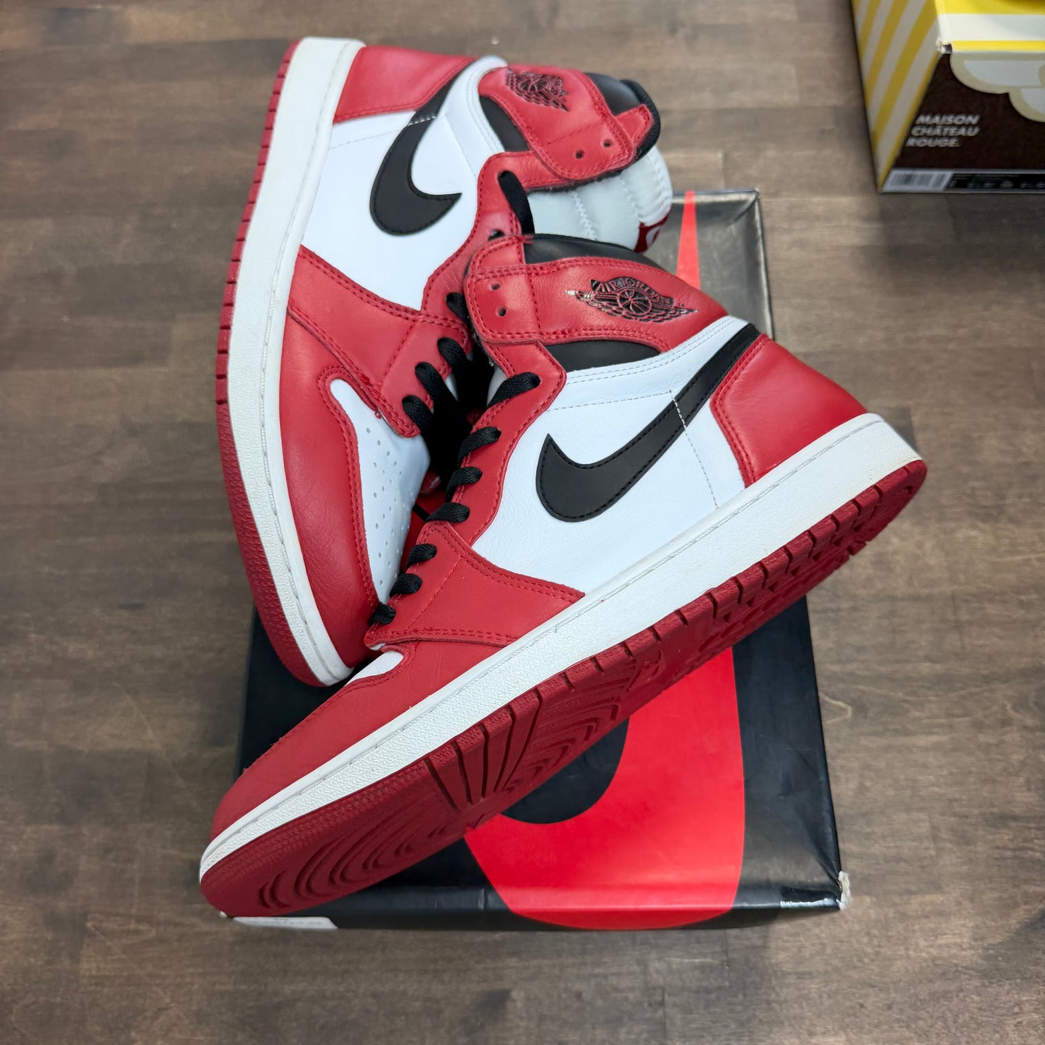 Chicago Jordan 1 Retro (2015) (USED)