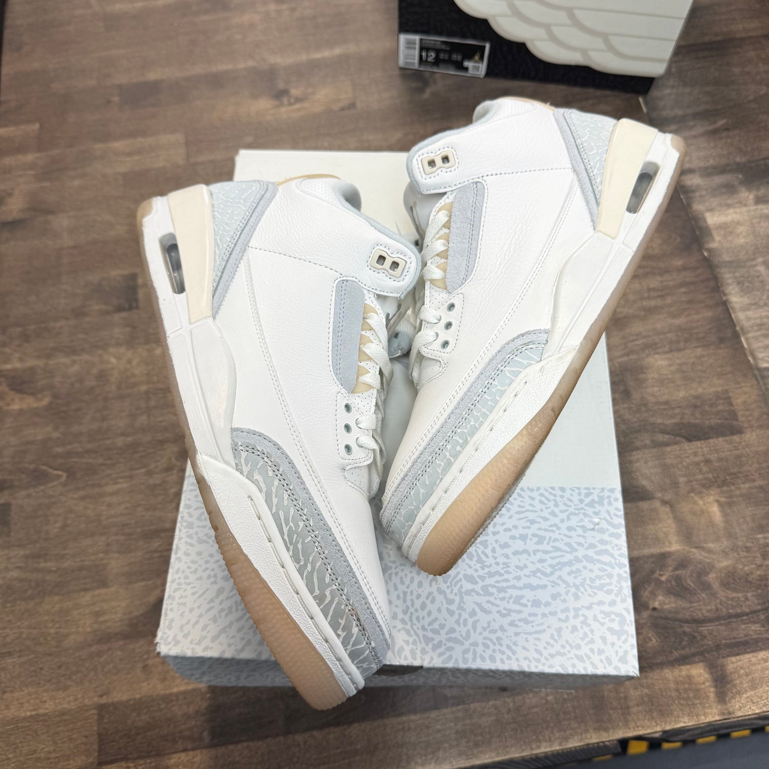 Jordan 3 Retro Craft Ivory (USED)