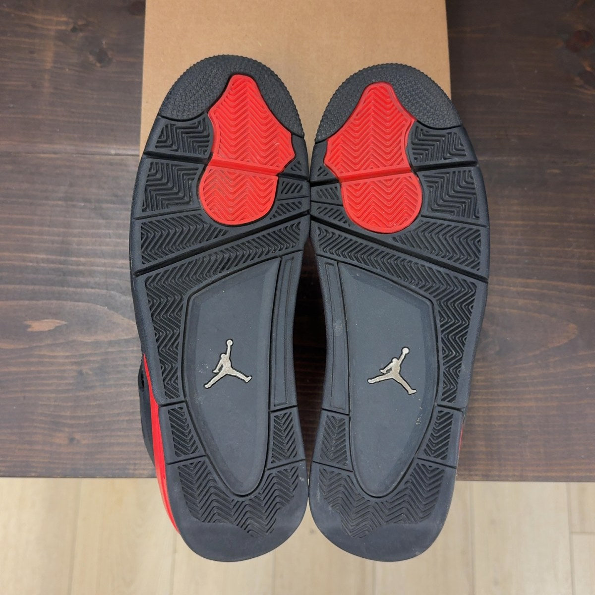 Jordan 4 Retro Red Thunder Size 13 (Pre-Owned) - Image 8