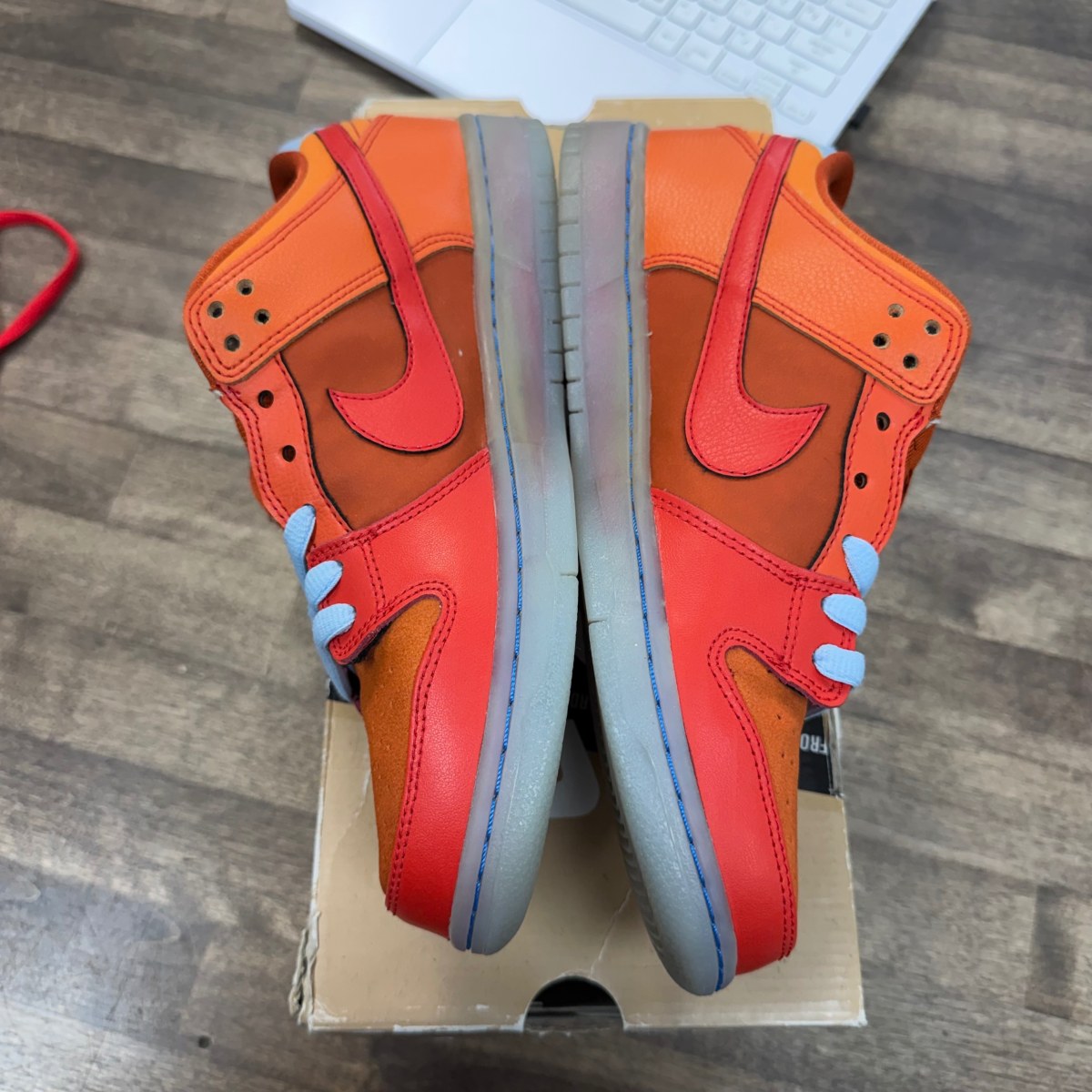 Nike SB Dunk Low Gamma Orange Size 8.5 (Pre-Owned) - Image 5