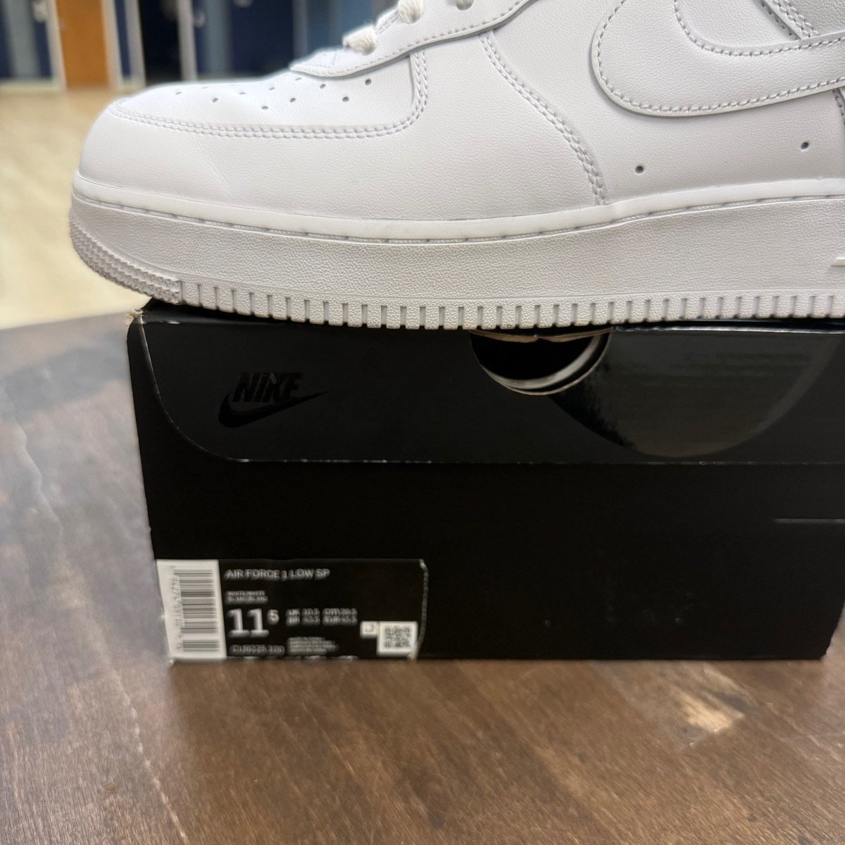 Nike Air Force 1 Low Supreme White Size 11.5 (Pre-Owned) - Image 4