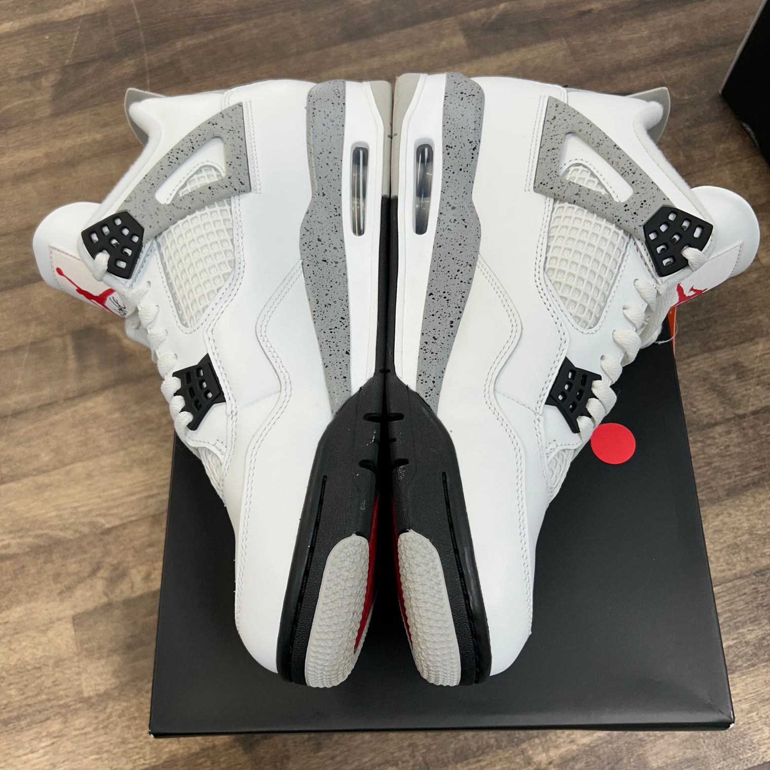 White Cement Jordan 4 2025 (USED)