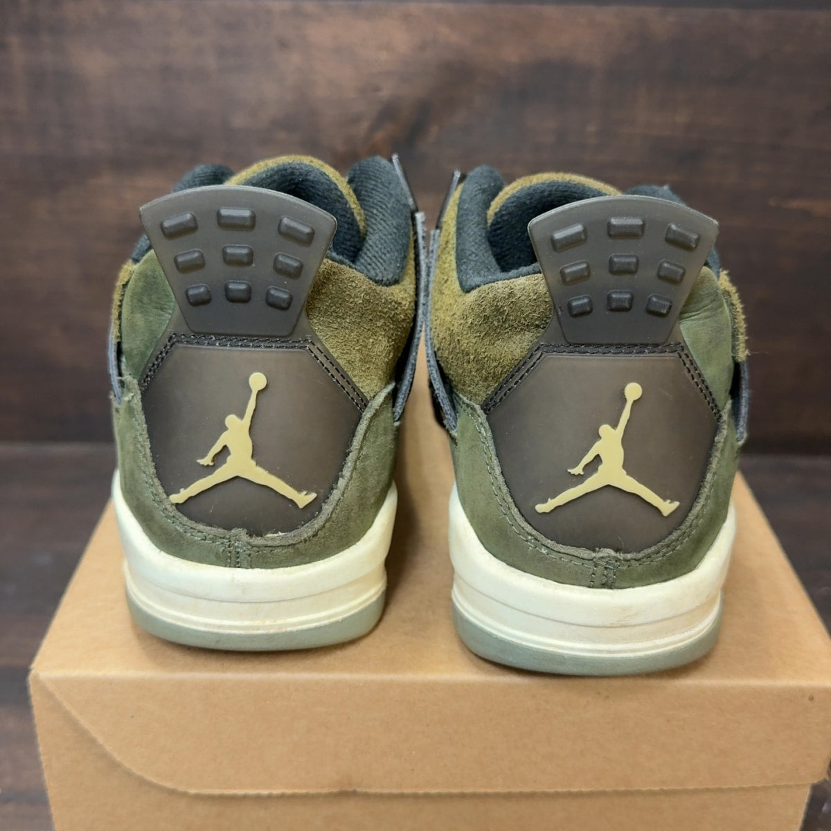Jordan 4 Retro SE Craft Medium Olive (GS) Size 5.5Y (Pre-Owned) - Image 5
