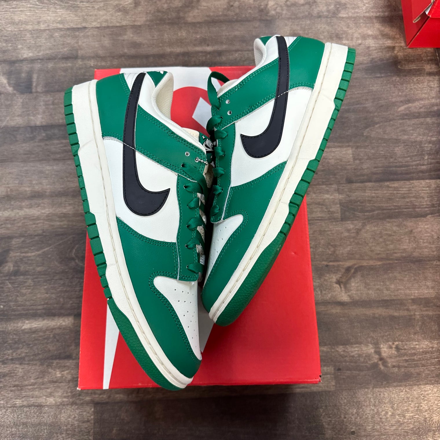 Lottery Pack Malachite Green Dunk Low (Lightly Worn)