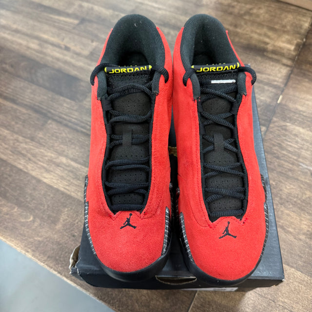 Ferrari Jordan 14 Retro (GS) (Lightly Worn)