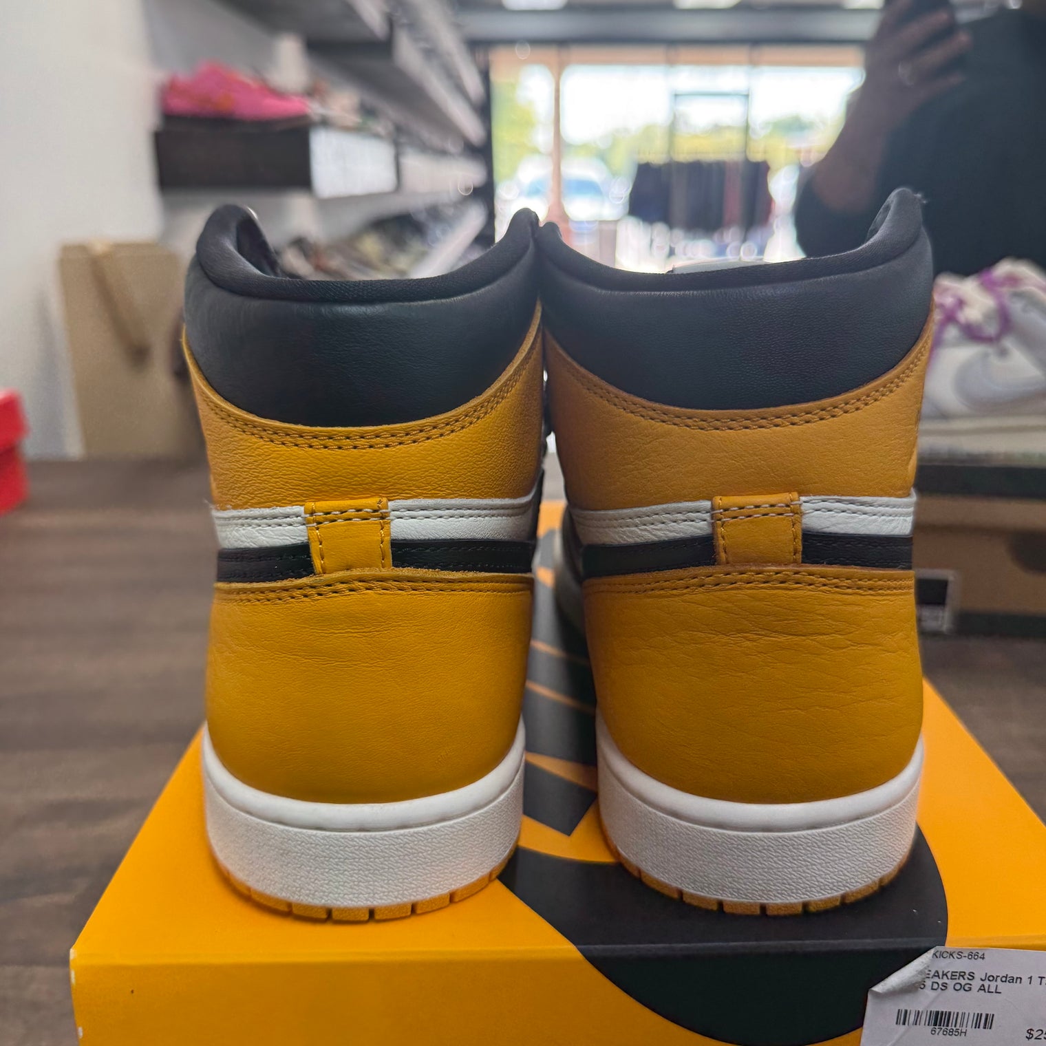 Taxi Yellow Toe Jordan 1 High (USED)