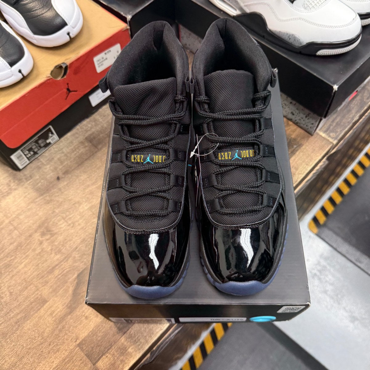 Jordan 11 Retro Gamma Blue (2025) - Image 2