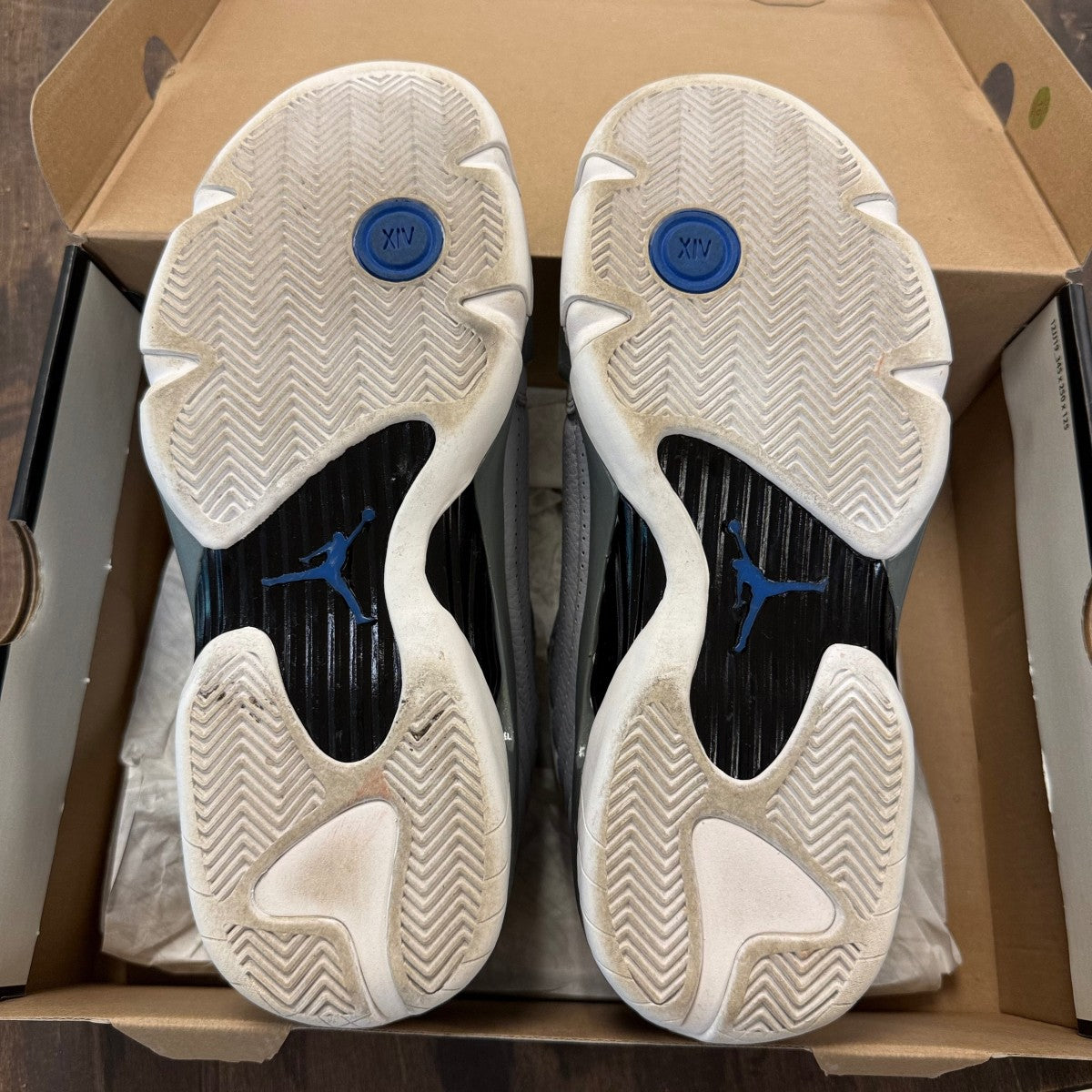 Jordan 14 Retro Wolf Grey - Image 5