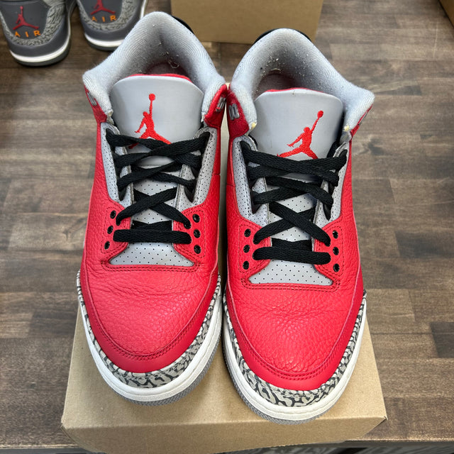 Unite Red Jordan 3 Retro (USED,No Box)