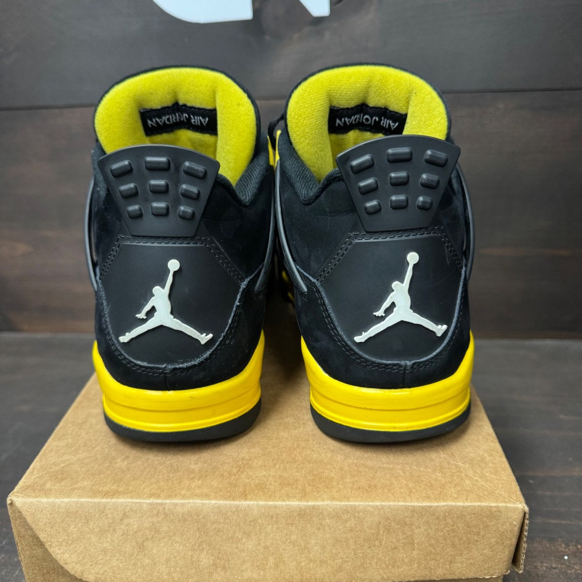 Jordan 4 Retro Thunder (2023) Size 11 (Pre-Owned) - Image 5