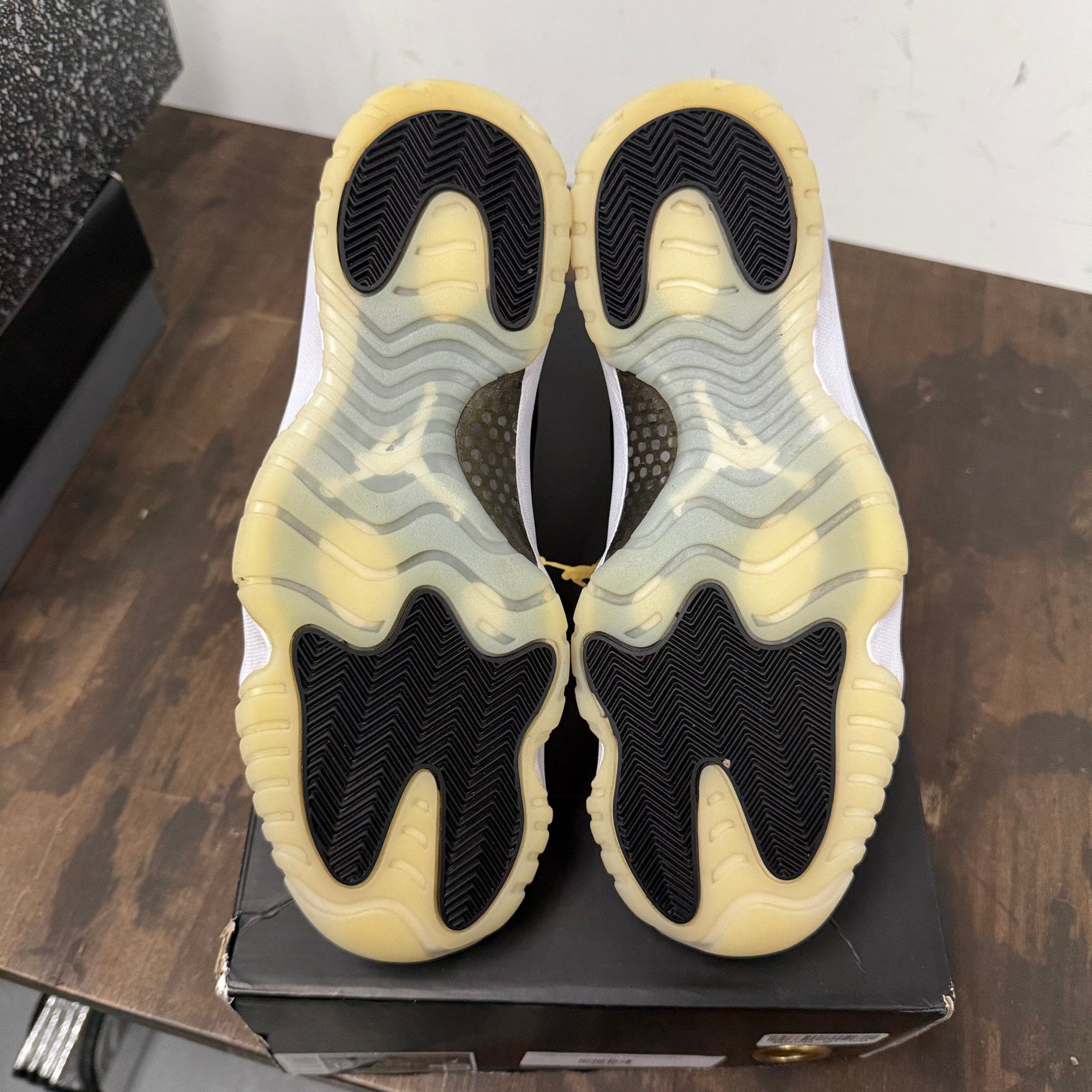 DMP Gratitude Jordan 11 Retro (USED)