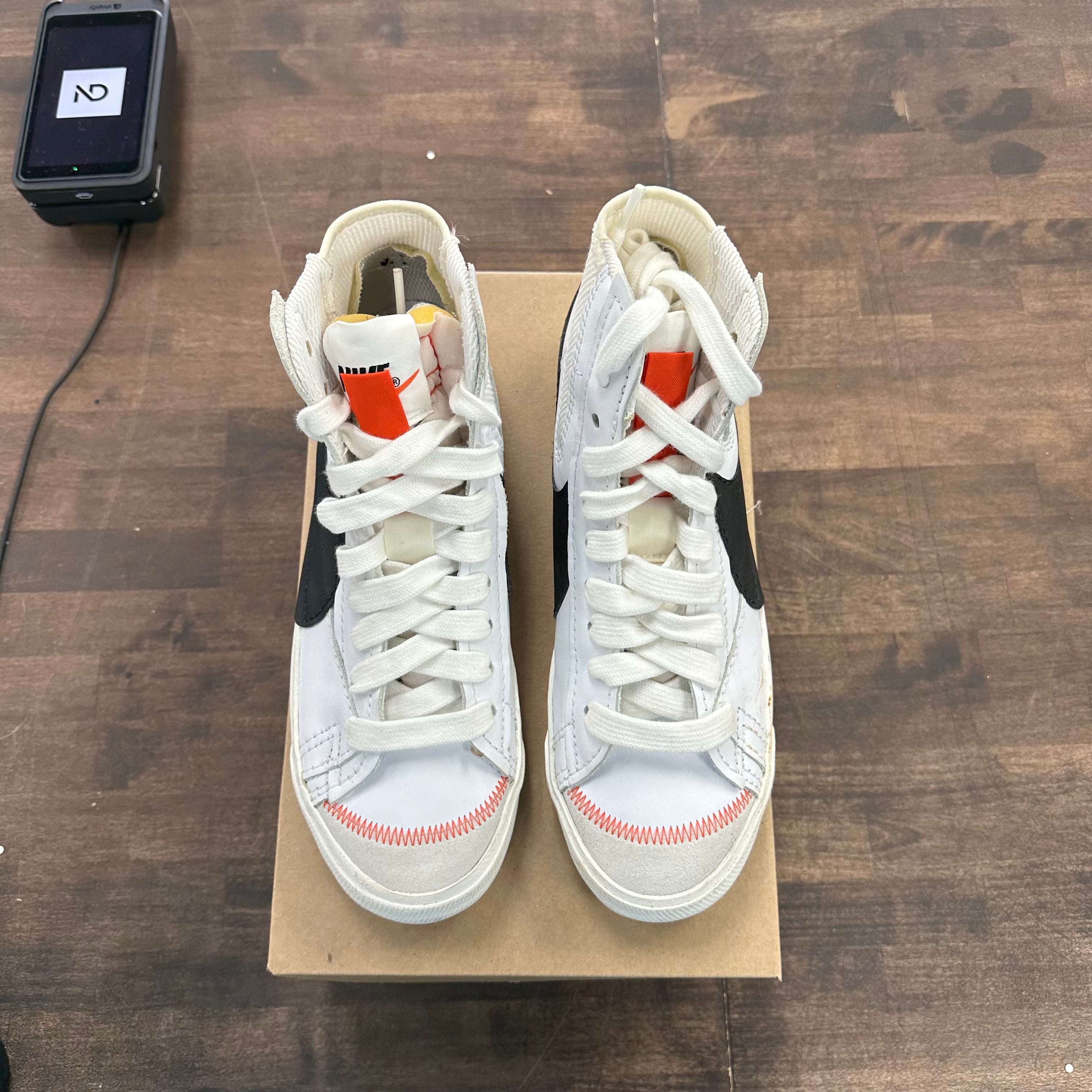 Nike Blazer Mid 77 Jumbo White Black (US 10.5) (USED,No Box) Size 10.5 (Pre-Owned) - Image 2
