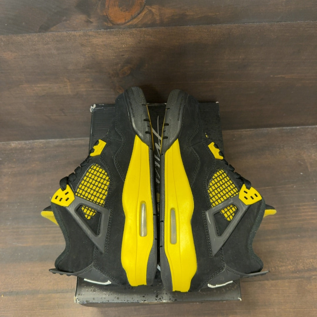 Jordan 4 Retro Thunder (2023) (GS) - Image 6