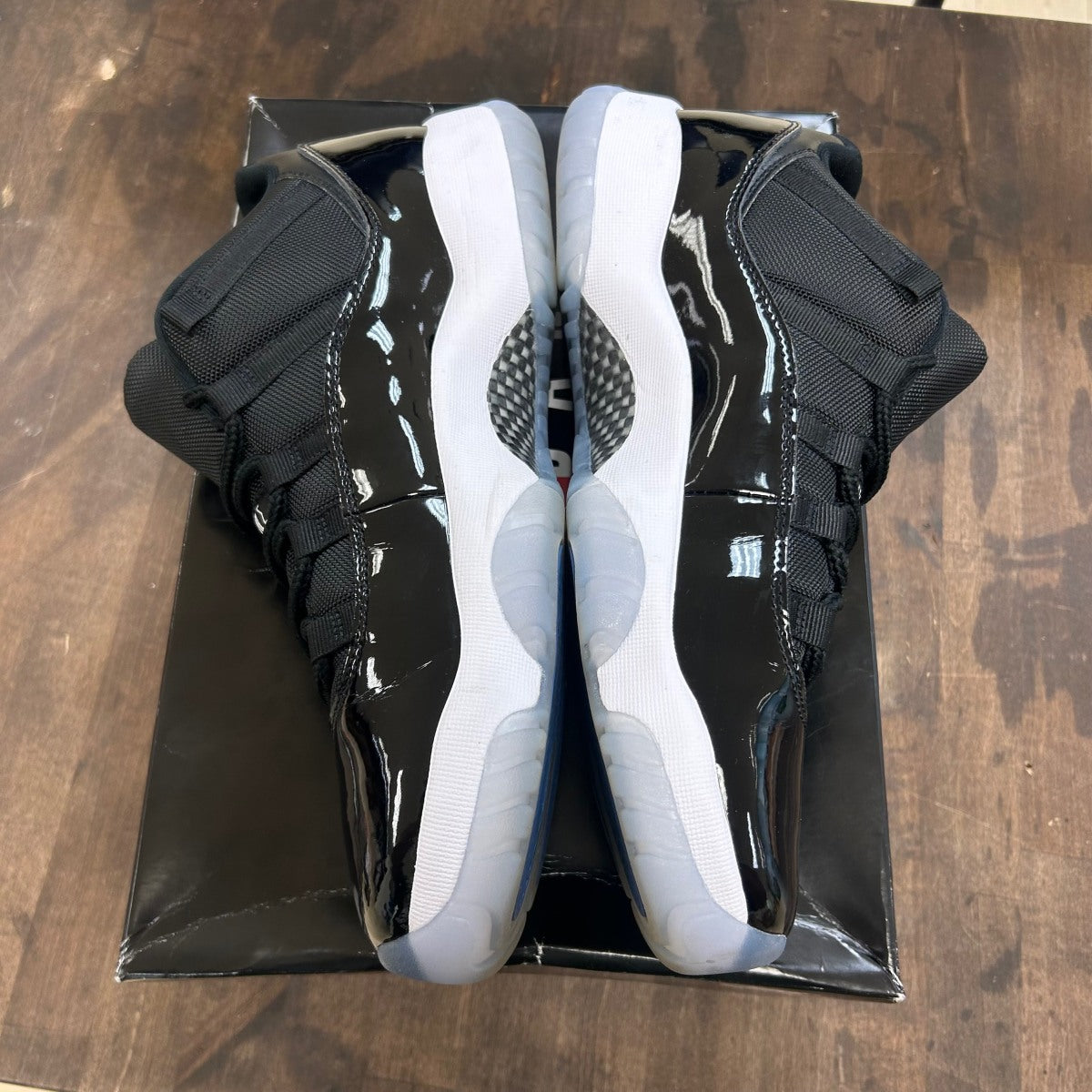 Jordan 11 Retro Low Space Jam - Image 3