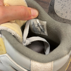 Jordan 4 Retro SE Craft Photon Dust - Image 7