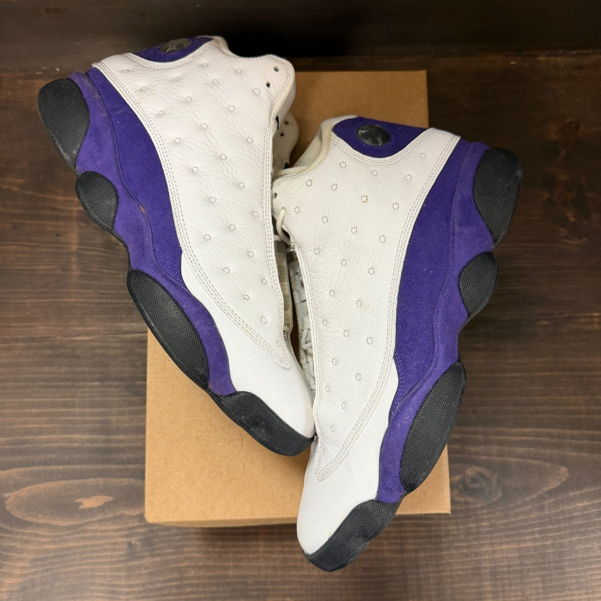 Jordan 13 Retro Lakers Size 11.5 (Pre-Owned) - Image 2