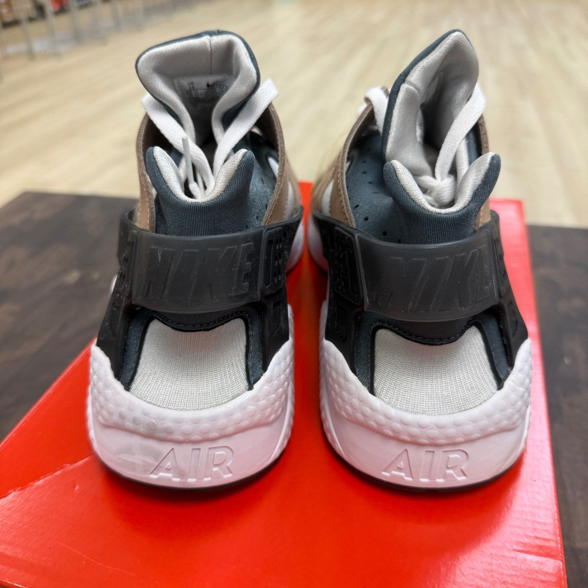 Nike Air Huarache Escape (2021) - Image 5