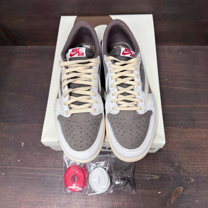 Jordan 1 Retro Low OG SP Travis Scott Reverse Mocha Size 10 (Pre-Owned) - back