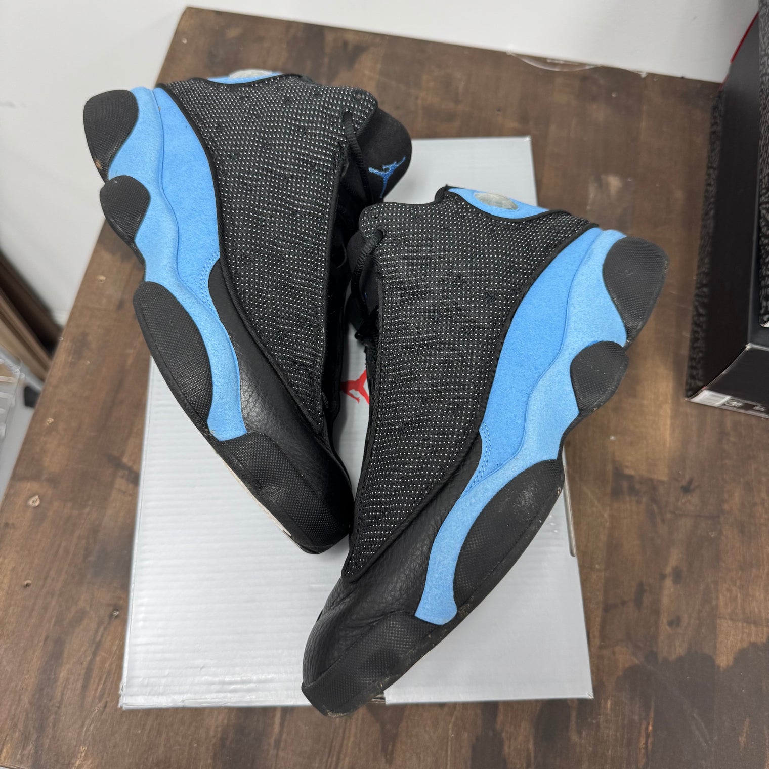 Black University Blue Jordan 13 (USED)