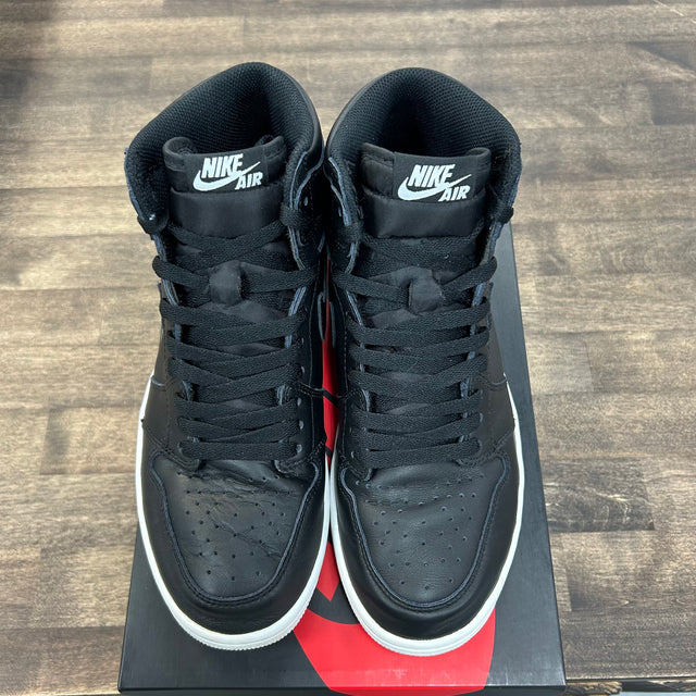 Cyber Monday Jordan 1 High (USED)