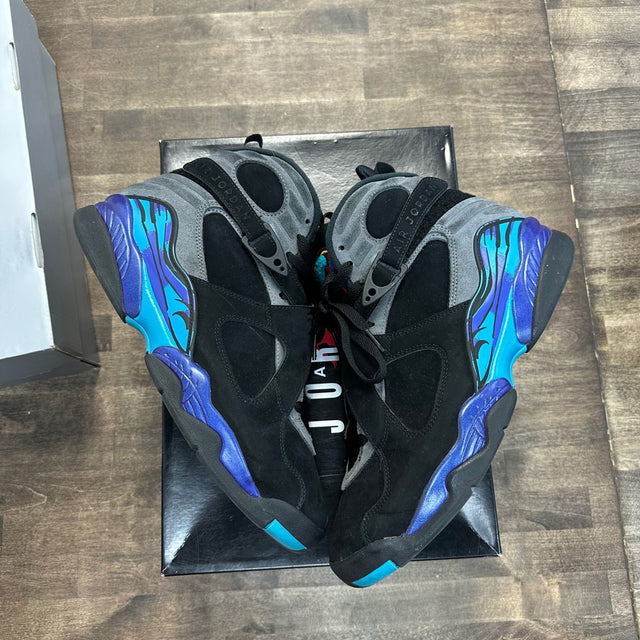 Jordan 8 Retro Aqua (2025) Size 10 (Pre-Owned) - Image 1