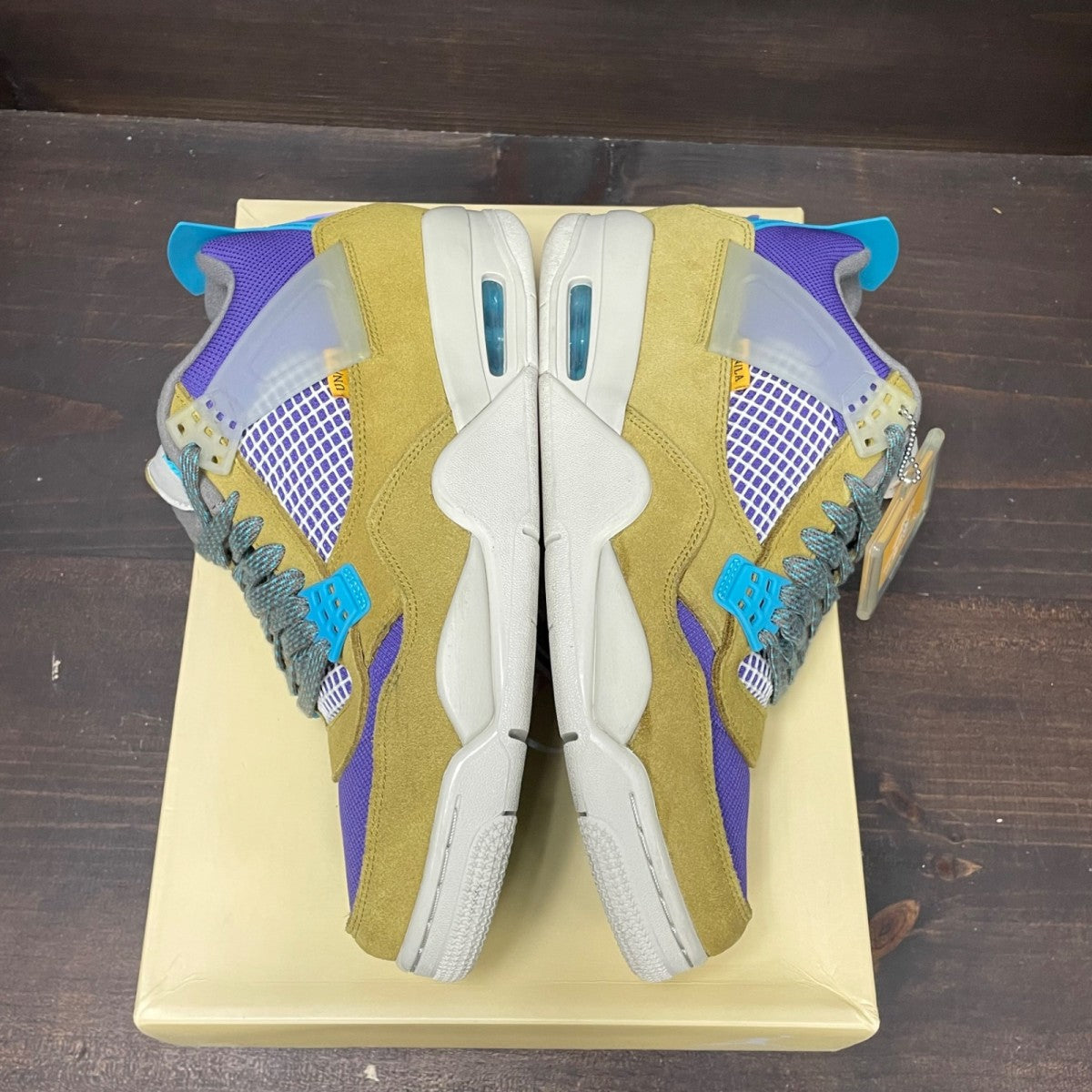 Jordan 4 Retro SP 30th Anniversary Union Desert Moss - Image 5