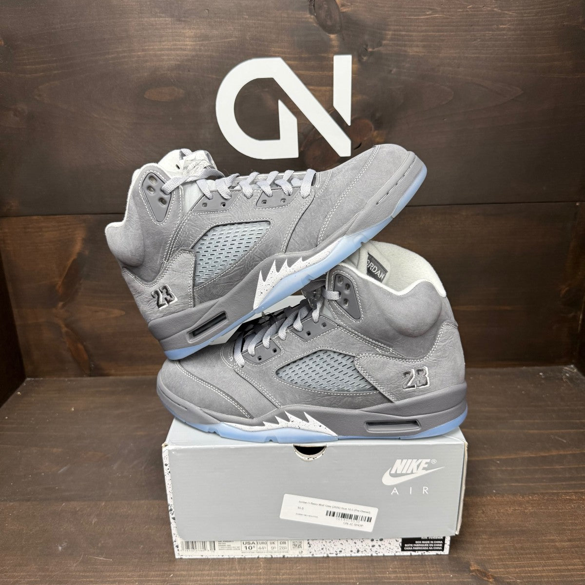 Jordan 5 Retro Wolf Grey (2026) - Image 1