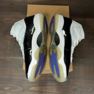 Jordan 11 Retro Concord (2018) Size 10 (Pre-Owned) - Image 4