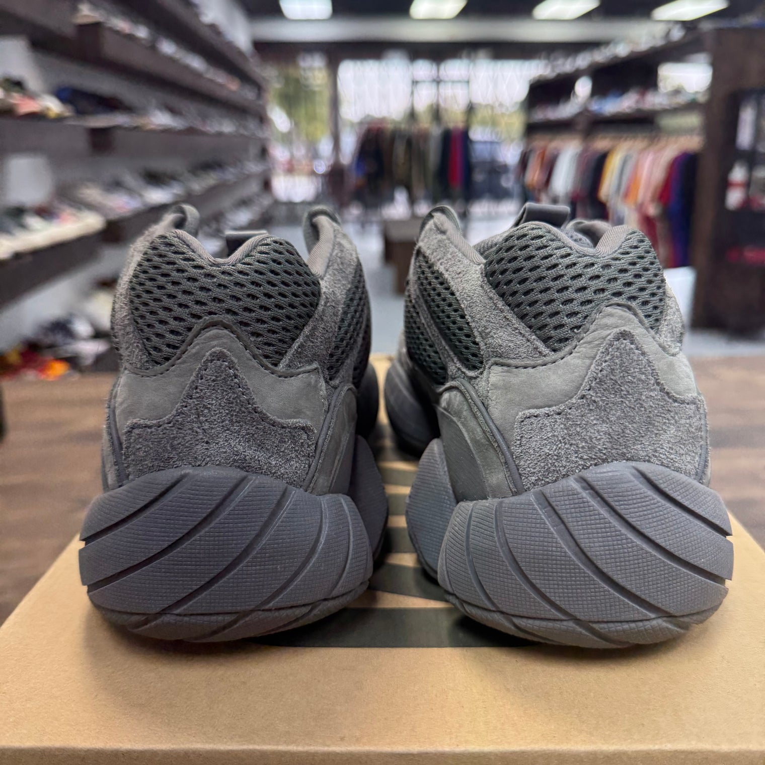 Granite Yeezy 500 (Used)