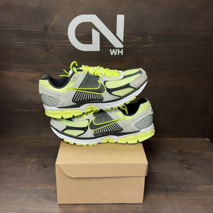 Nike Zoom Vomero 5 Life Lime Size 10.5 (Pre-Owned) - Image 1
