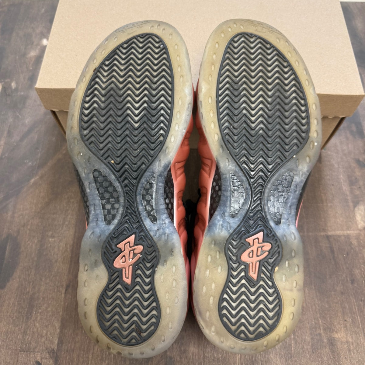 Nike Air Foamposite One Rust Pink Size 11.5 (Pre-Owned) - Image 5