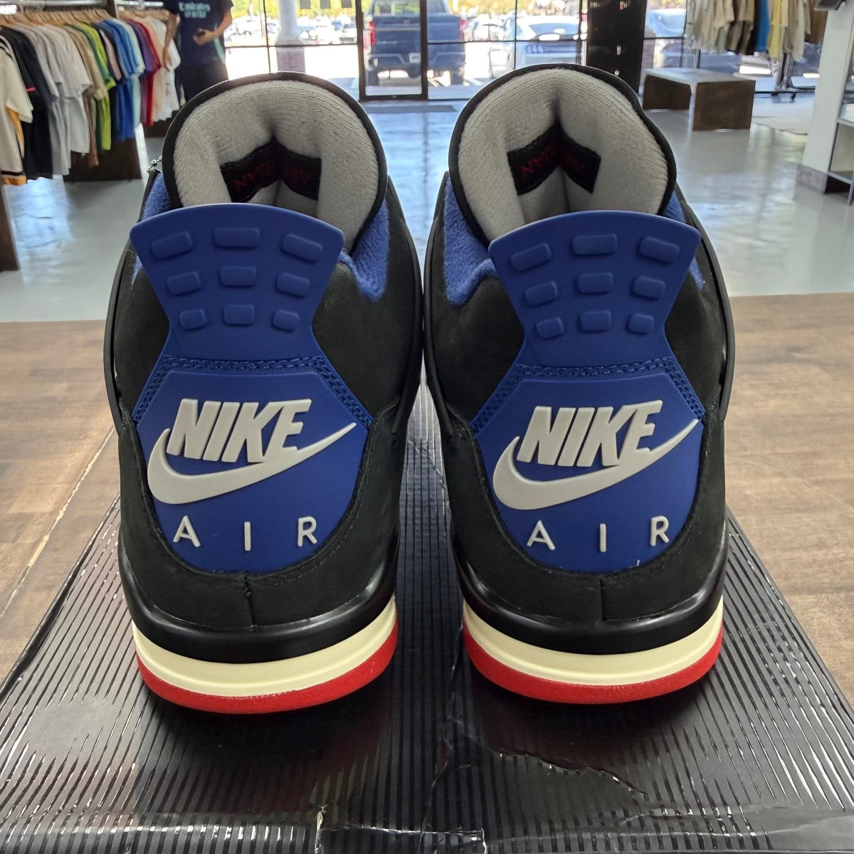 Jordan 4 Retro Rare Air (White Lettering) Size 10 (Pre-Owned) - Image 4