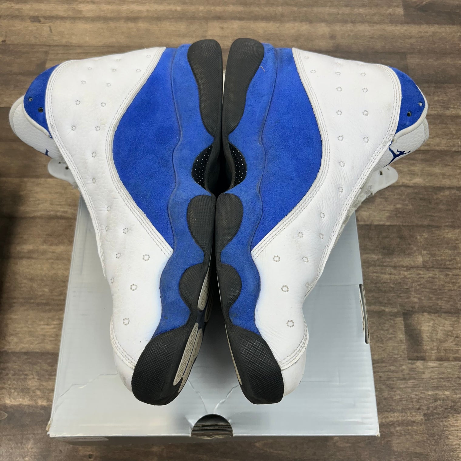Hyper Royal Black Jordan 13 (USED)