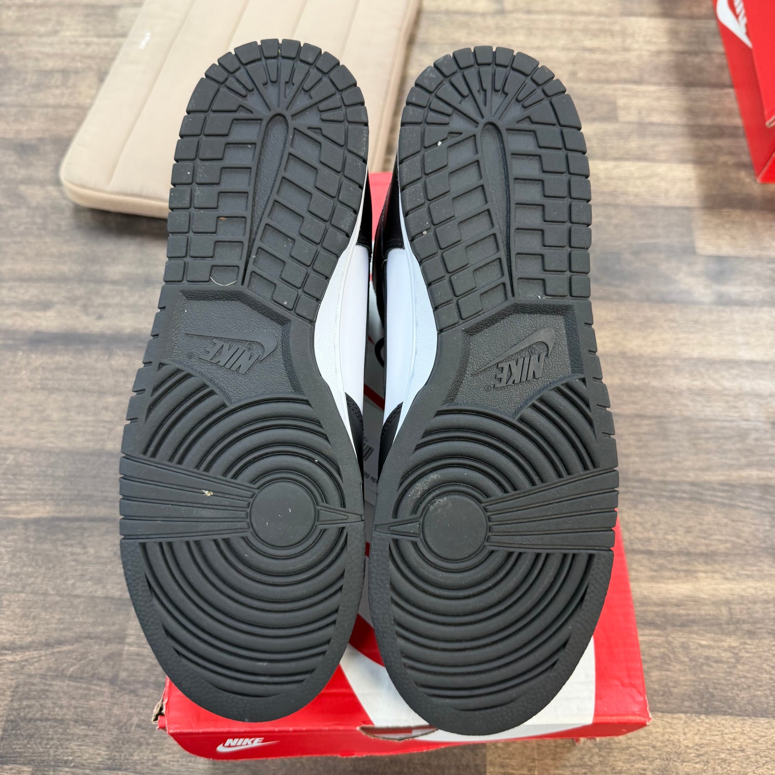 Panda Black White Dunk High (USED)