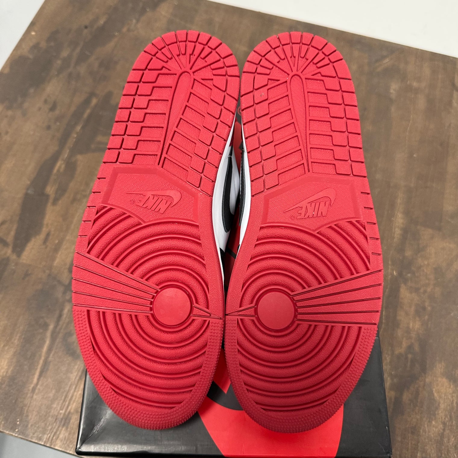 Black Toe Jordan 1 Low OG (Used)