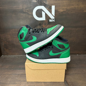 Jordan 1 Retro High Pine Green Black (GS) Size 5Y (Pre-Owned) - Image 1