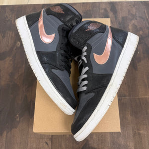 Jordan 1 Retro Bronze Medal Size 12 (Pre-Owned)