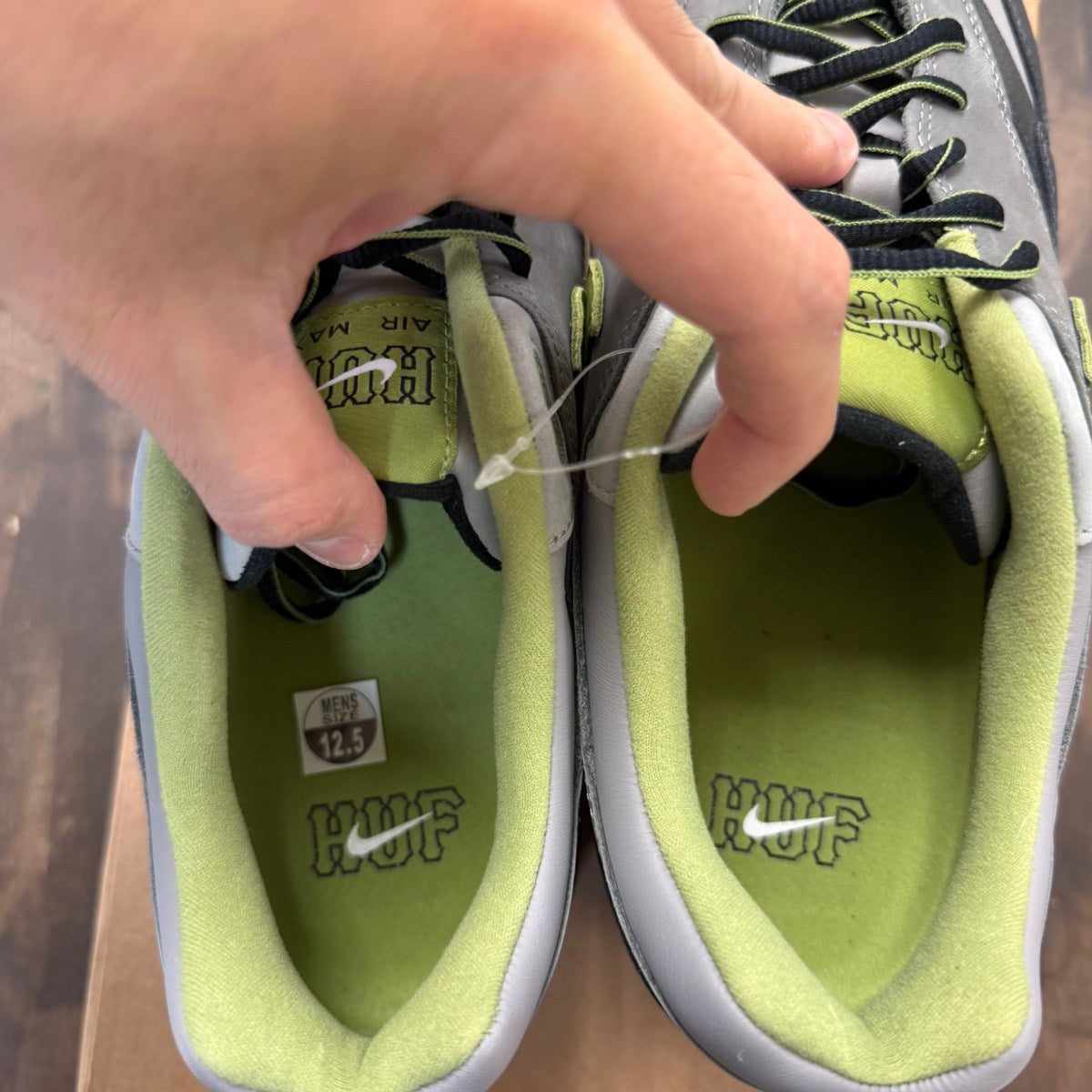 Nike Air Max 1 SP HUF Pear Green (2024) Size 12.5 (Pre-Owned) - Image 4