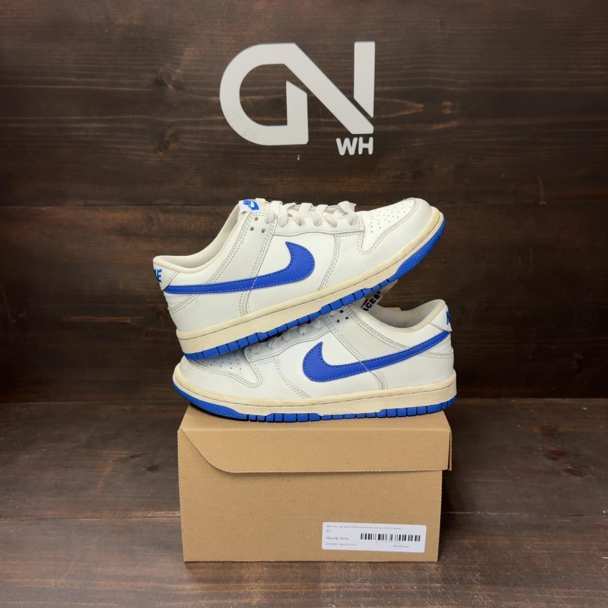 Nike Dunk Low Summit White Hyper Royal (GS) Size 5Y (Pre-Owned) - front